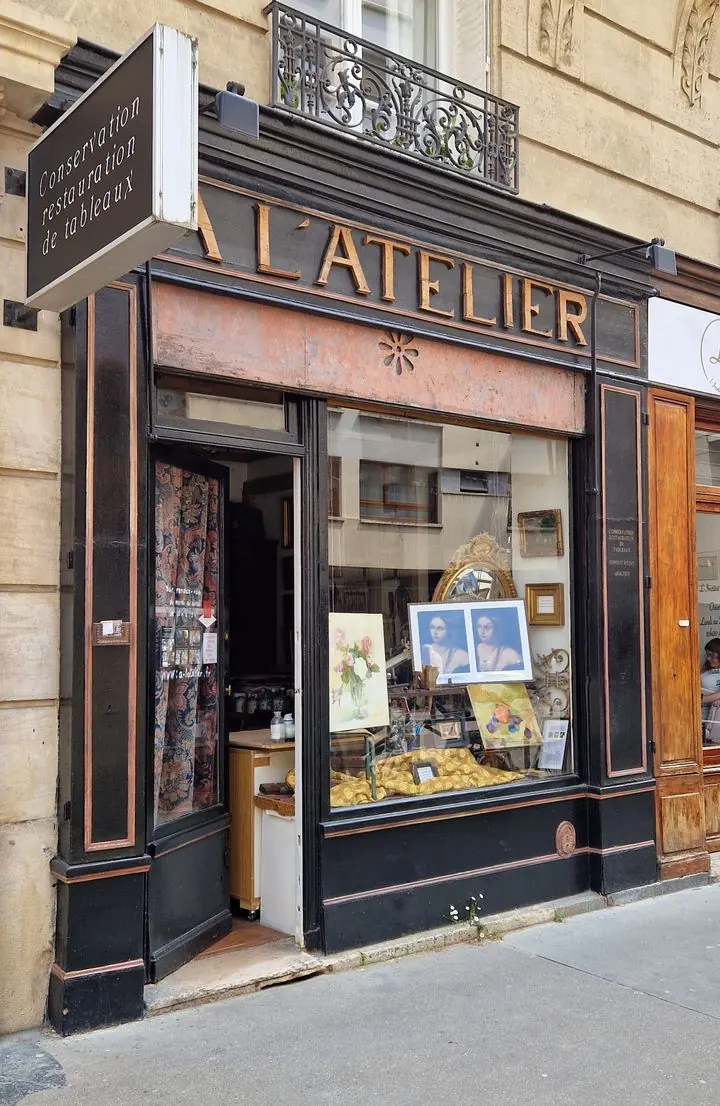 La devanture de l'atelier, 28 rue Traversière, Paris 12e